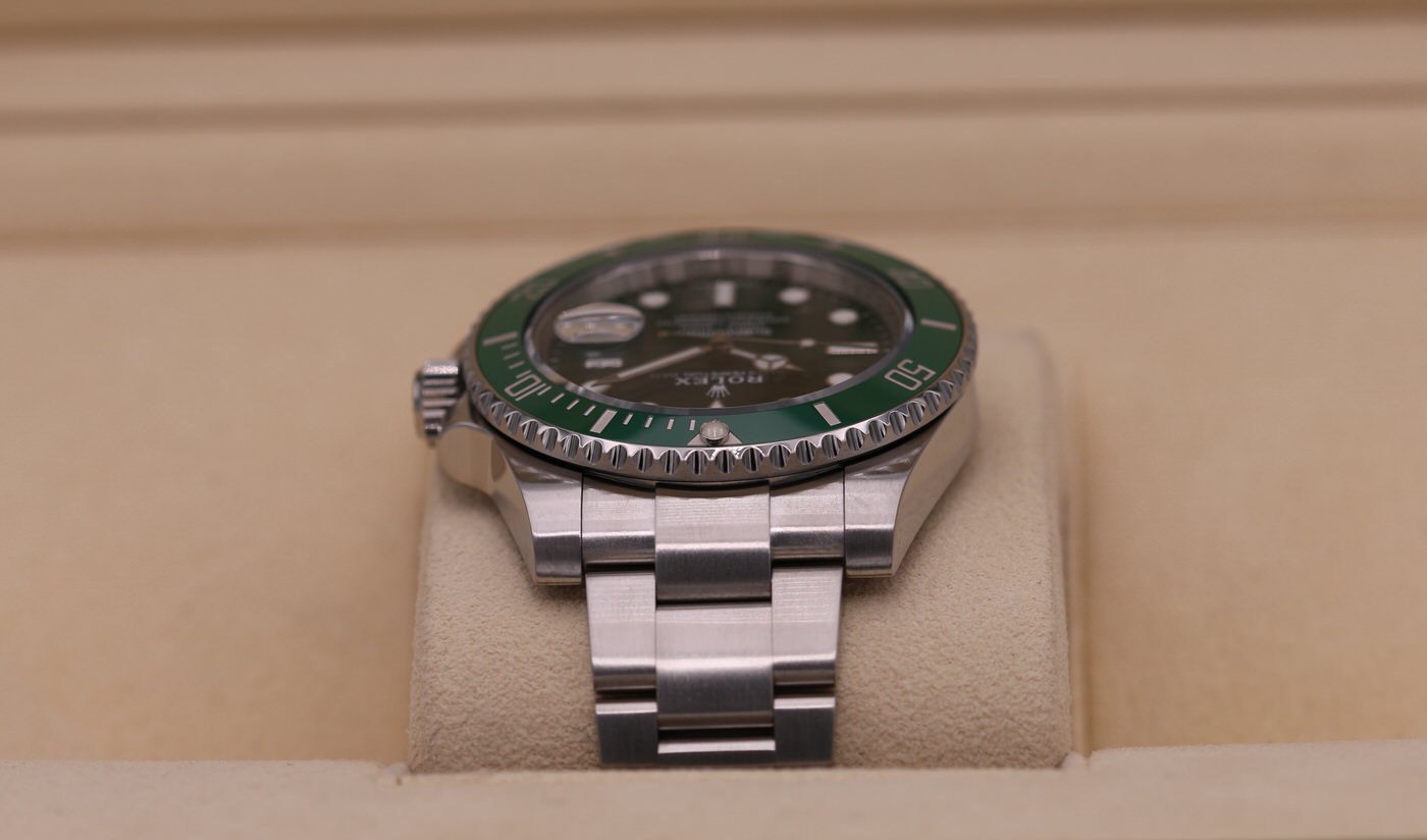 Rolex Submariner Date Hulk Lv Box Papers Nashville Watch