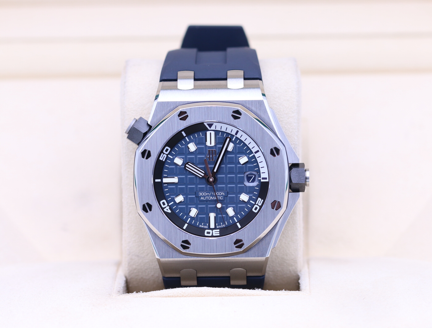 Audemars Piguet Royal Oak Offshore Diver 15720ST Blue Dial 2022