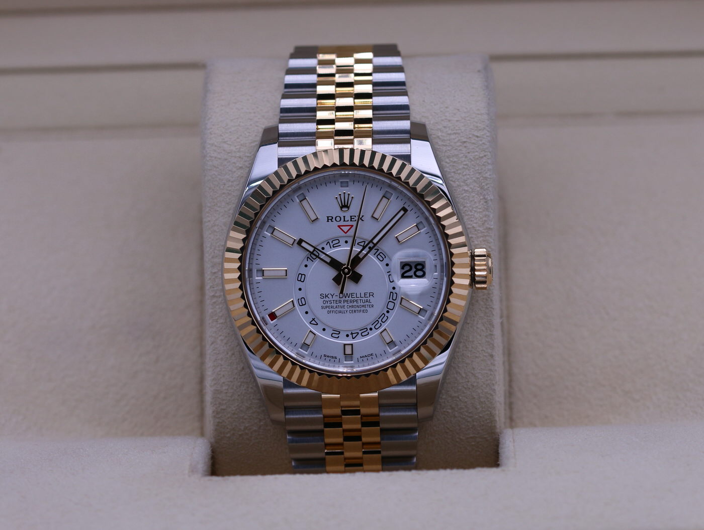 Rolex Sky-Dweller Two-Tone White Dial 326933 – 2022 Box & Papers ...