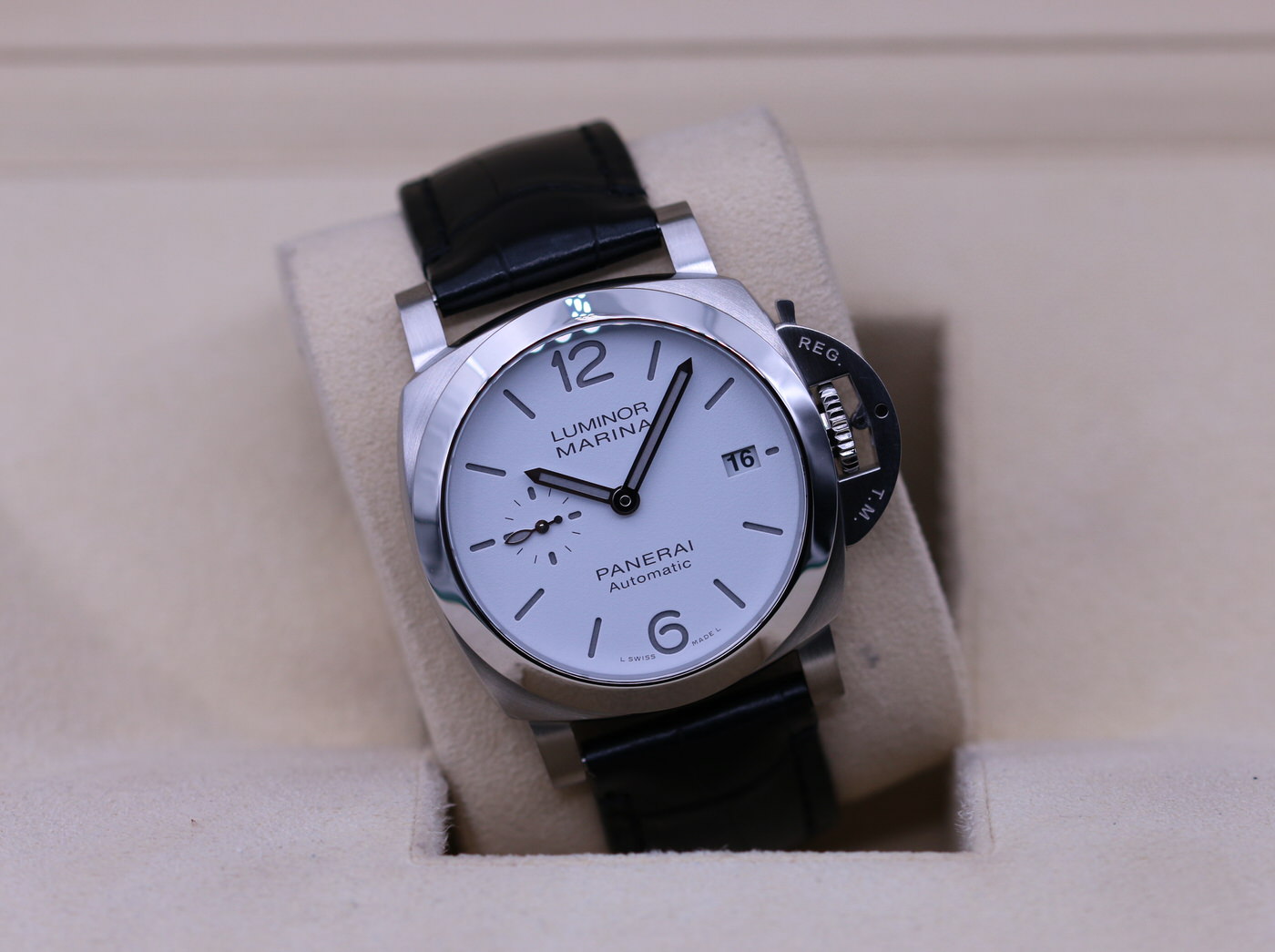 Panerai Luminor Marina Quaranta White Dial PAM01271 2022 Box