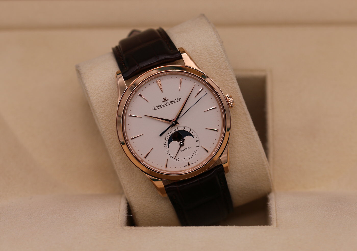 Jaeger LeCoultre Master Ultra Thin Moon Rose Gold White Dial