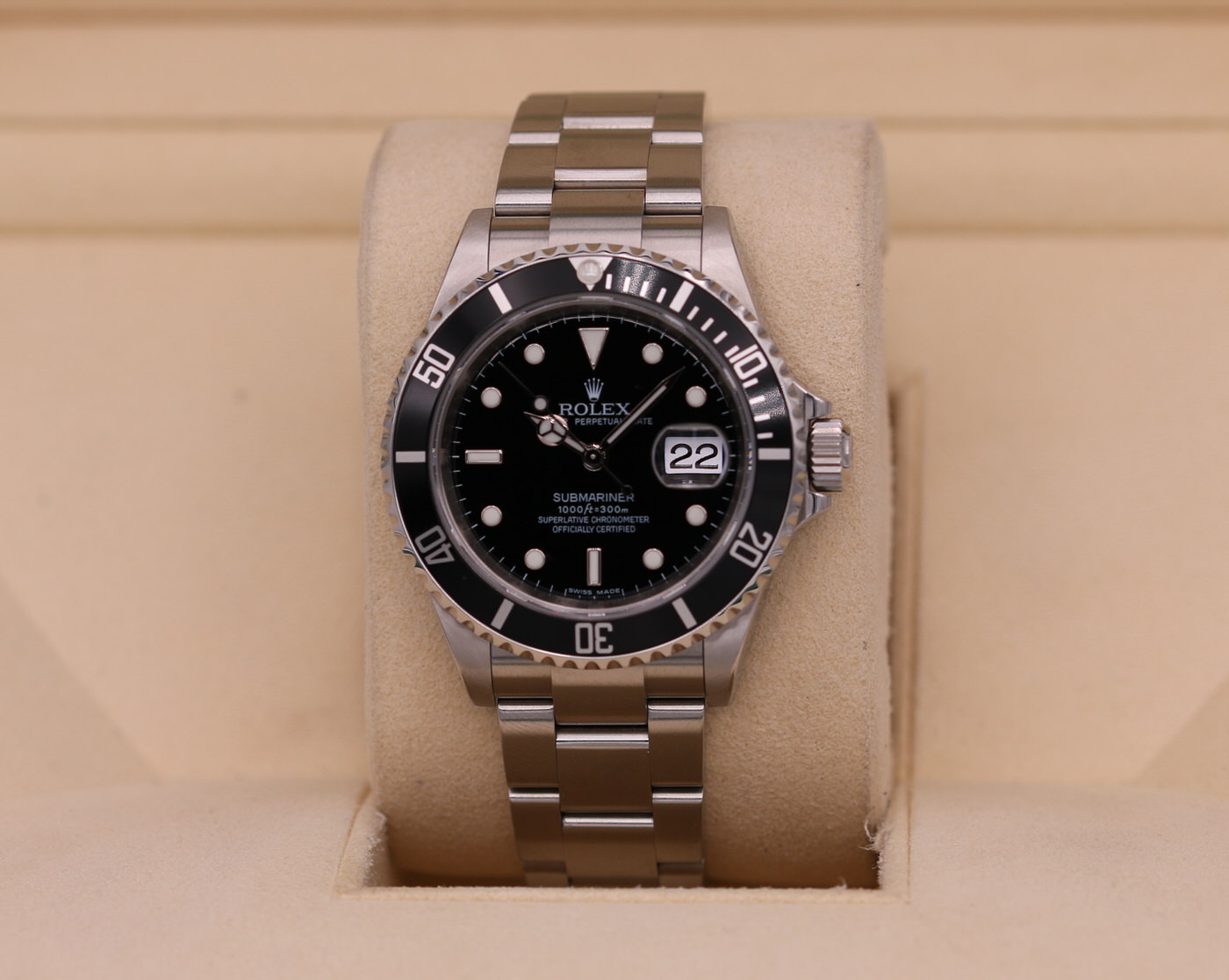 Rolex Submariner Date Black Dial 16610 Scrambled Serial Box