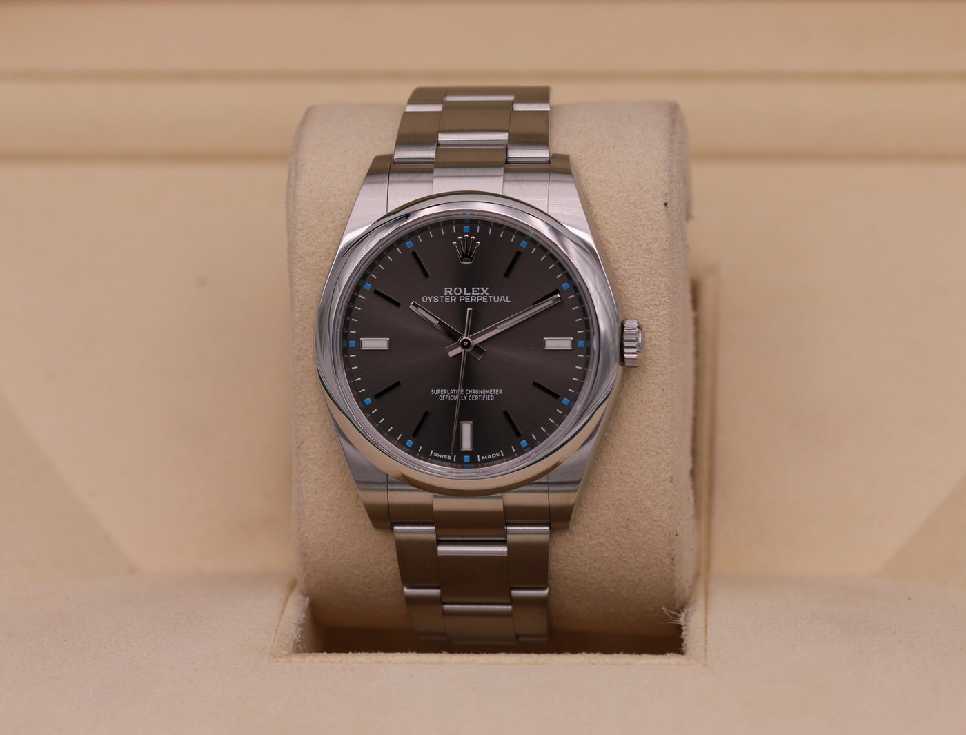 Rolex perpetual hot sale 39 rhodium