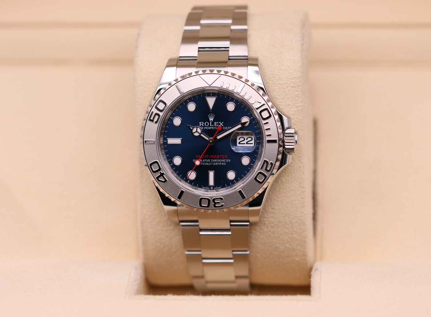 yacht master 40 blue dial 2023