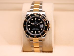 Rolex Submariner (Date) 40 Two-Tone Black Dial 116613LN - 2016
