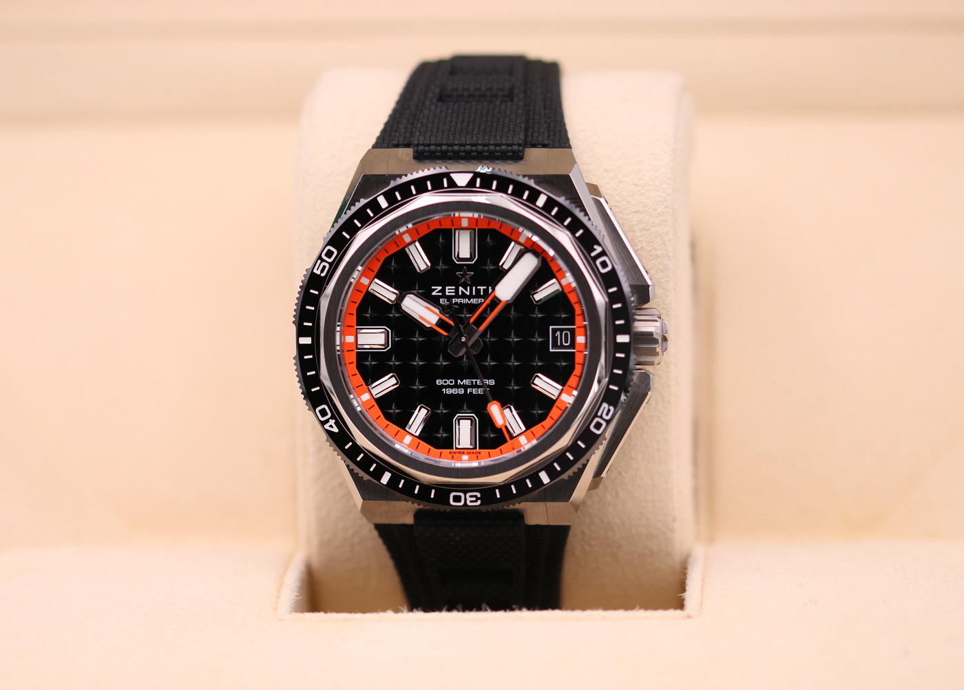 Zenith Defy Extreme Diver El Primero Black Dial 95.9600.3620/21