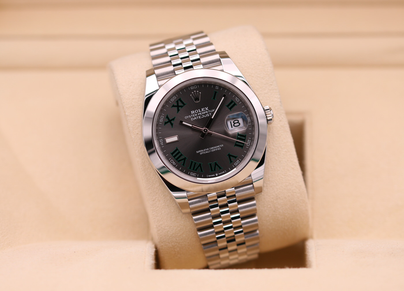 Rolex DateJust 41 Wimbledon Dial Jubilee 126300 – 2025 Unworn