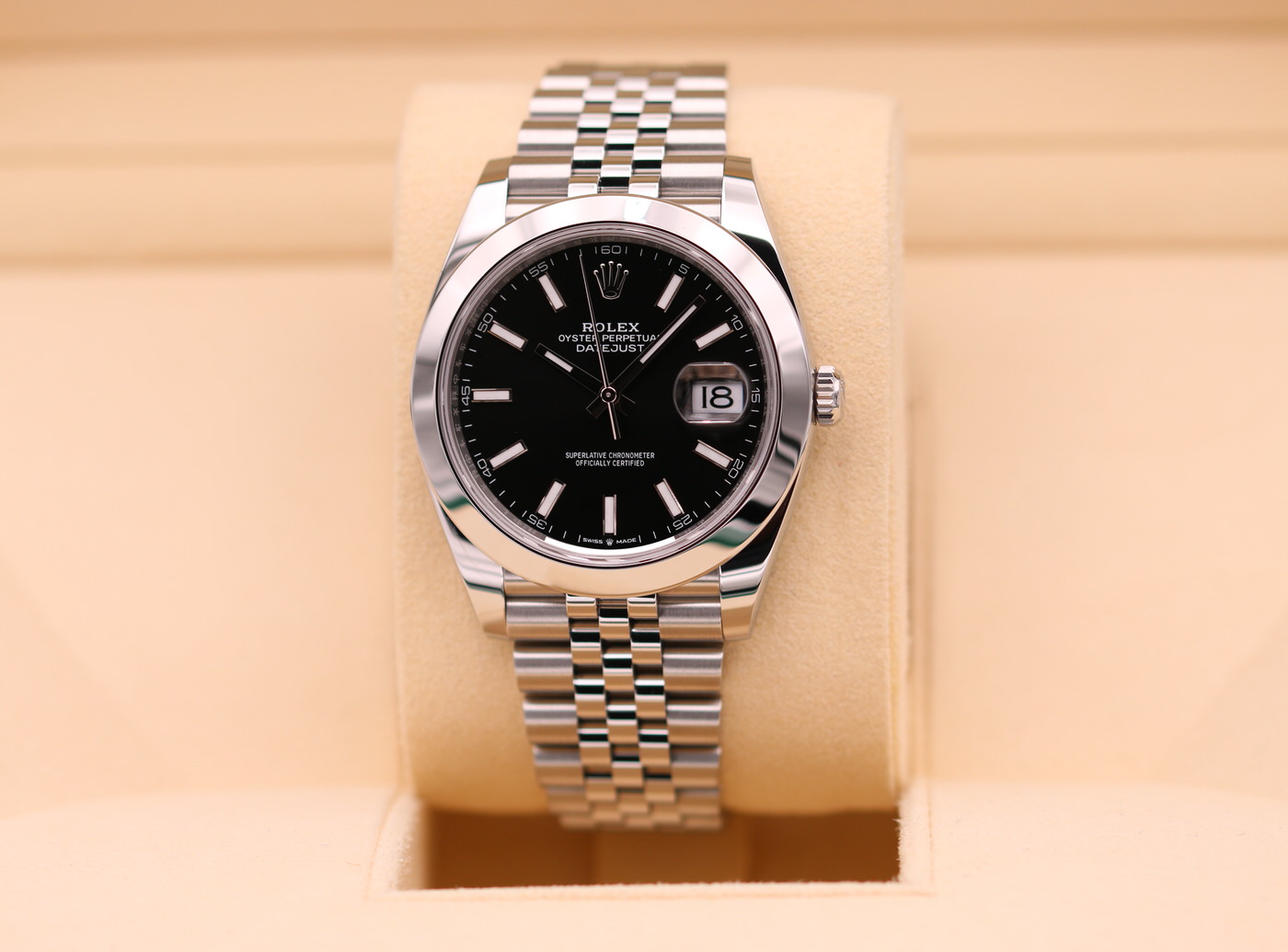 Rolex DateJust 41 Black Stick Dial Jubilee 126300 – 2025