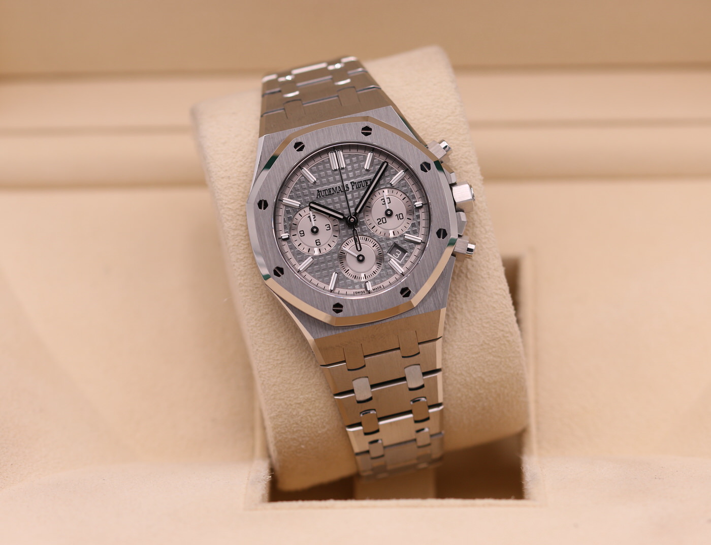 Audemars Piguet Royal Oak Chronograph 38mm Grey Dial 26715ST
