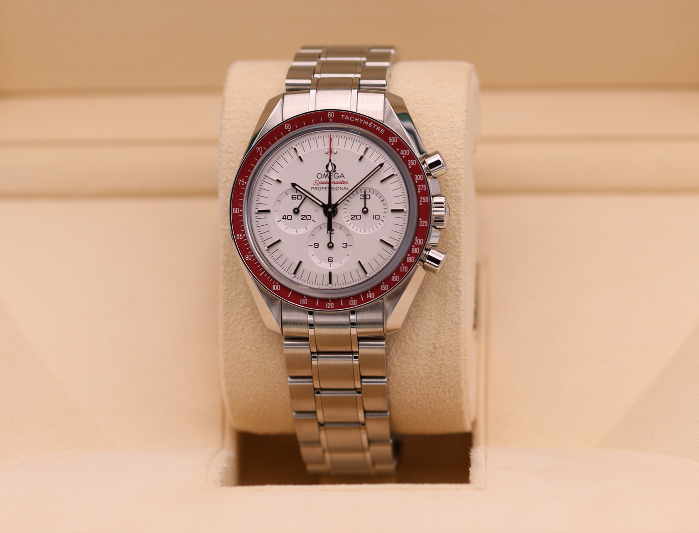 Omega Speedmaster Rising Sun Omega Speedmaster Tokyo Rising Sun 522.30.42.30.06.001 – 2018 ...