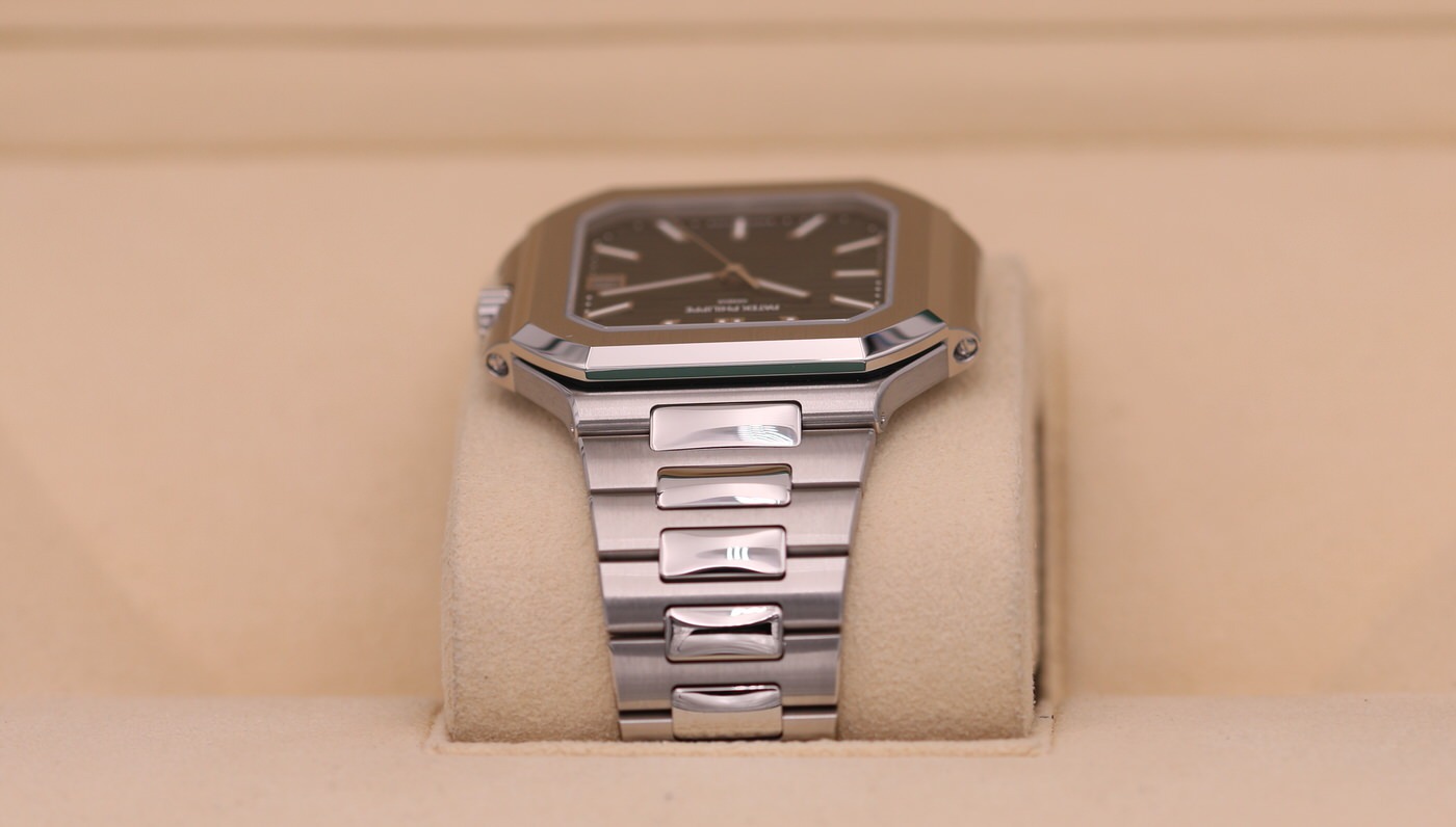 Patek Philippe Cubitus Green Dial 5821/1A-001 – 2025 Unworn