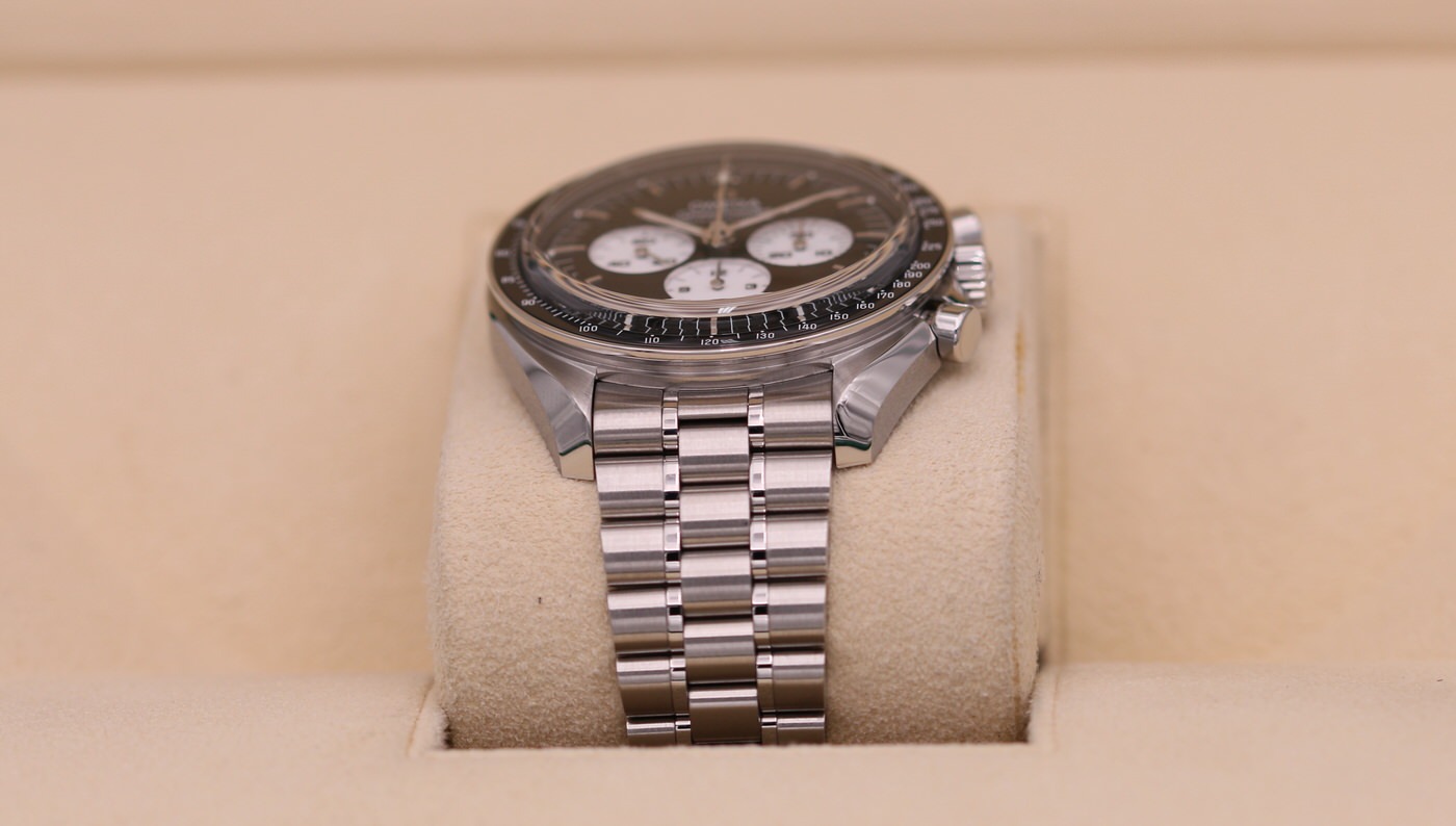 Omega Speedmaster Professional Reverse Panda Dial 310.30.42.50