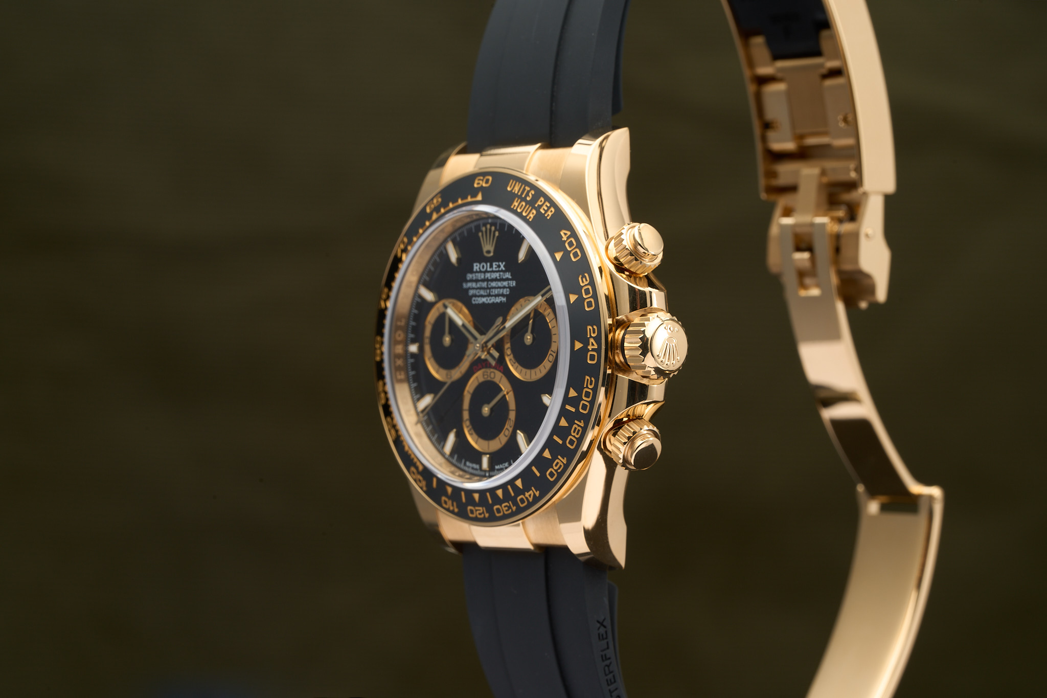 Rolex Daytona Yellow Gold Black Dial Oysterflex 126518LN – 2026