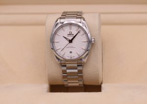 Omega Seamaster Aqua Terra 38 White Dial 220.10.38.20.02.002 - 2019