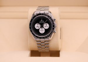Omega Speedmaster Professional Reverse Panda Dial 310.30.42.50.01.004 - 2026