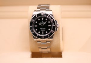 Rolex Submariner No Date 40 Black Dial 114060 - 2018