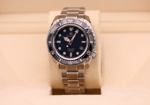 Grand Seiko Sport Collection Diver Blue Dial SBGH257 - 2017
