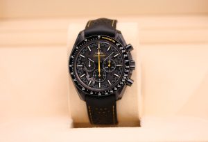 Omega Speedmaster Dark Side of the Moon Apollo 8 311.92.44.30.01.001 - 2022