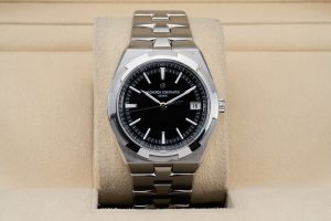 Vacheron Constantin Overseas Black Dial 4520V/210A-B483 - 2026