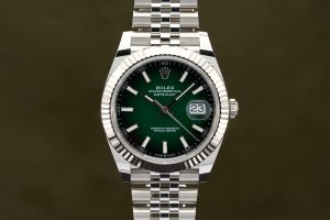 Rolex DateJust 41 Green Ombre Dial Jubilee 126334 - 2026 Unworn