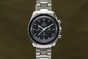Omega Speedmaster Professional Hesalite Black Dial 311.30.42.30.01.005 - Complete