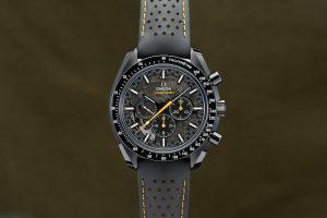 Omega Speedmaster Apollo 8 Dark Side of the Moon 310.92.44.50.01.001 - 2025